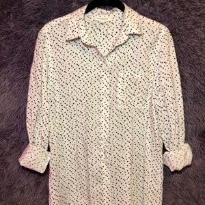 Black & White Heart Pattern Button Down